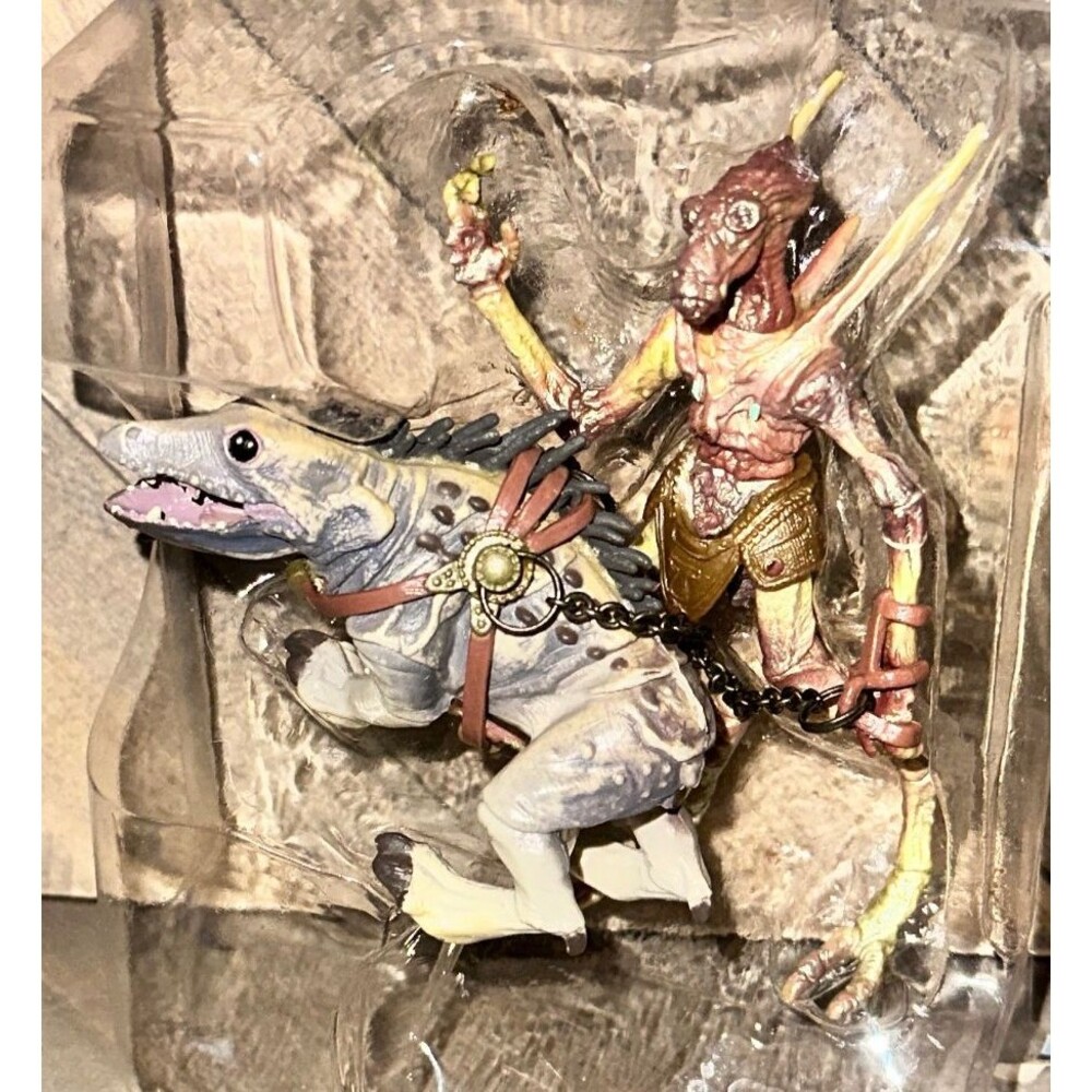 Star Wars Massiff Attack Of The Clones Action Figure 2002